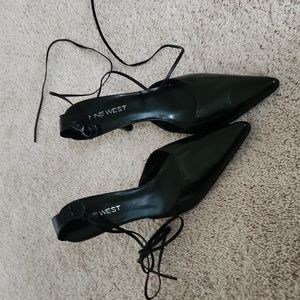 Nine West Tie-Up Black Stiletto Heel, Size 8